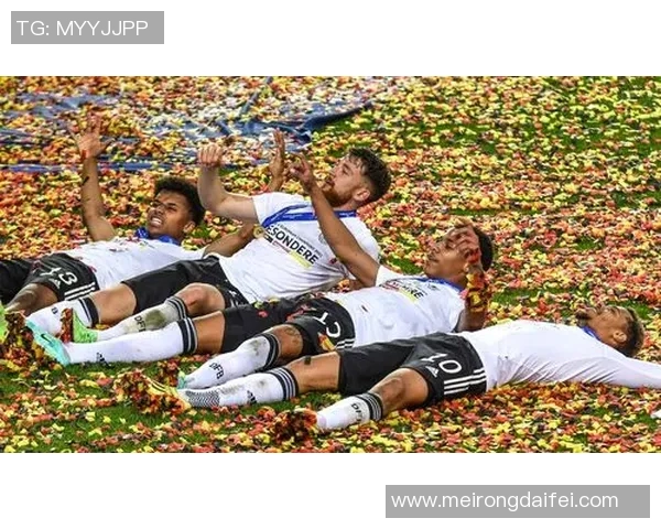 南通富源足球明星赛盛大开幕球星云集激情四溢展现足球魅力